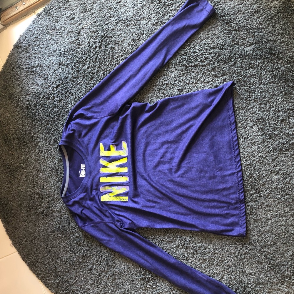 Nike long sleeve shirt